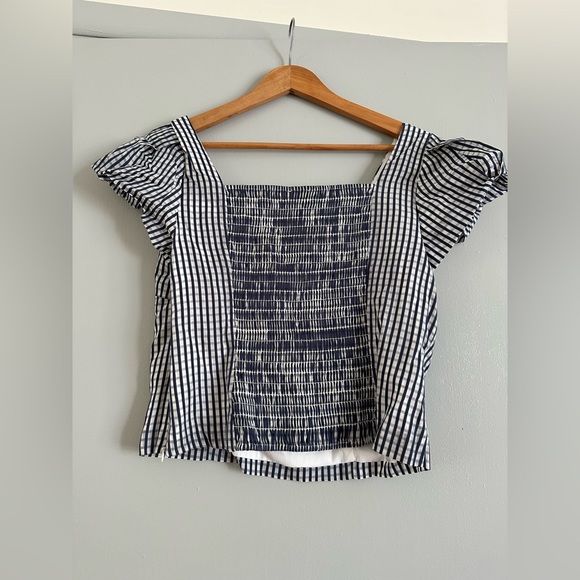 NWOT Gianni Bini Emily cropped navy/white rouche cropped top with elastic back - Picture 7 of 7